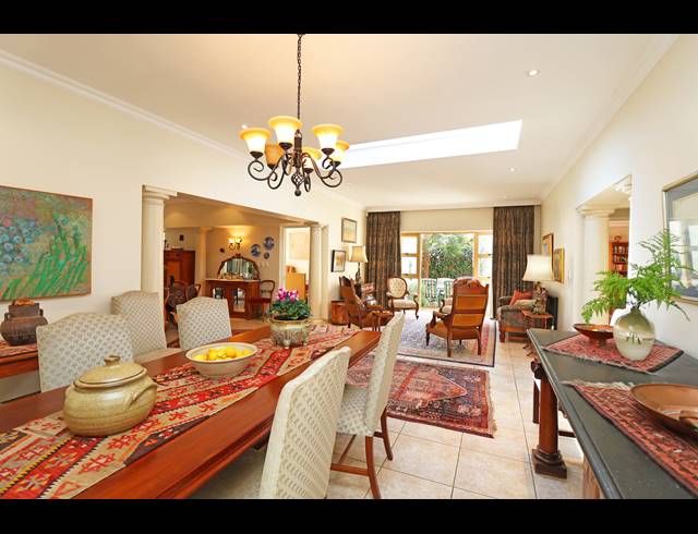 2 BEDROOM HOUSE FOR SALE IN OAKLANDS